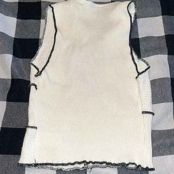 BLUE BLUSH boutique Size small top - Picture 2 of 4